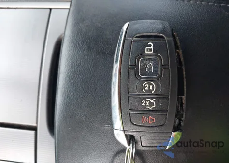 2020 Lincoln Mkz Hybrid Reserve from USA, damaged, VIN 3LN6L5LU0LR613720